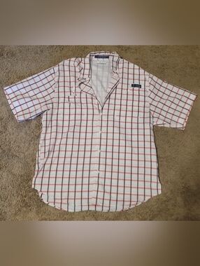 Columbia Men’s Short Sleeve White & Red Grid Plaid Button-Down Shirt
